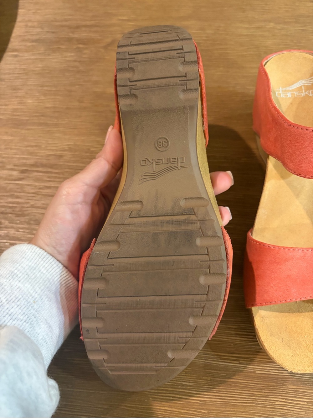 Dansko Tanya Milled Burnished Coral Leather Sandal Women’s Sz EU38/US7.5 - 8 - Picture 4 of 5